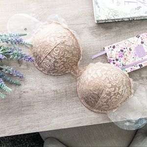 SET OF 2 - Backless Strapless Reusable Sticky Bras